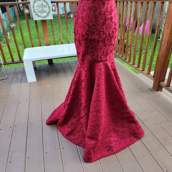 CLARISSE red formfitted Mermaid sweethaert with overlay sheer top prom dress 2 - Picture 3 of 12